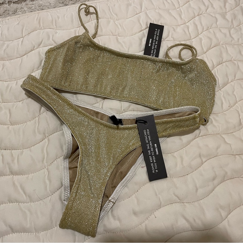 TRIANGL Bikini Set